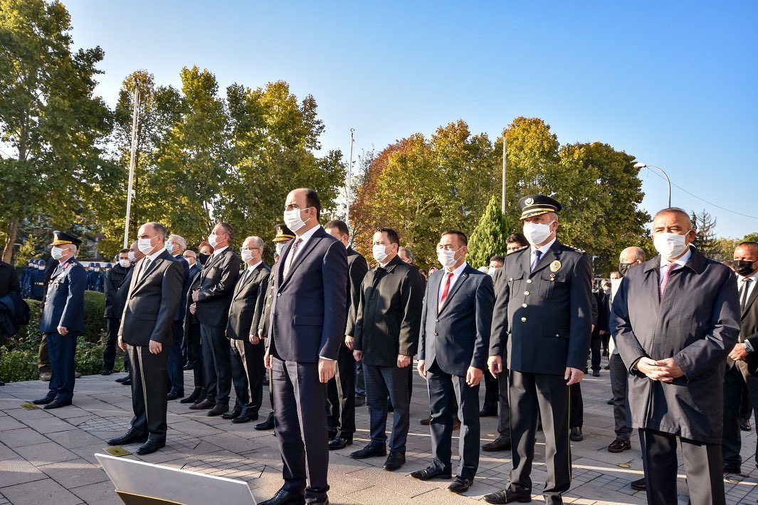 Ulu Önder Mustafa Kemal ATATÜRK'ün ebediyete intikalinin 82. yıl dönümü nedeniyl...