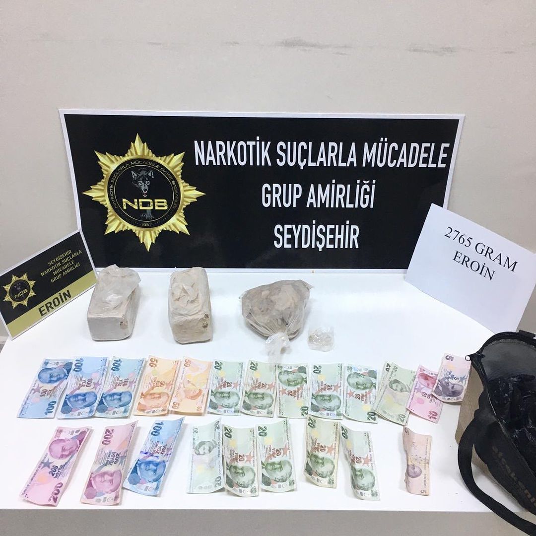 GENÇLERİMİZİ ZEHİRLETMEYECEĞİZ
Narkotik Ekiplerimizce, zehir tacirleri ...